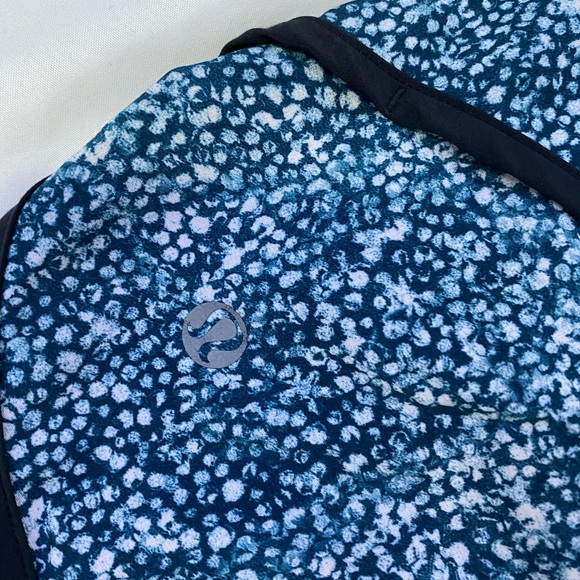 Lululemon shorts - Picture 1 of 3